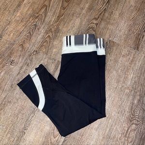 Lululemon Run: Inspire Crop II